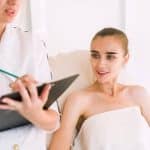 درآمد کلینیک زیبایی