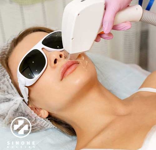 درآمد کلینیک زیبایی چه‌قدر است؟ مقایسه‌ای روشن با سایر کلینیک‌های سلامت و درمان